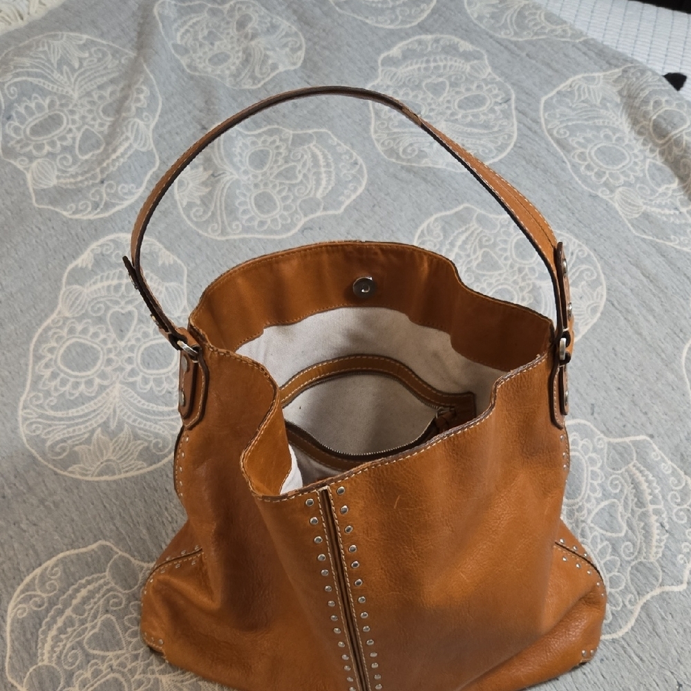 Michael Kors Tan Hobo Bag with Elegant Stitching
